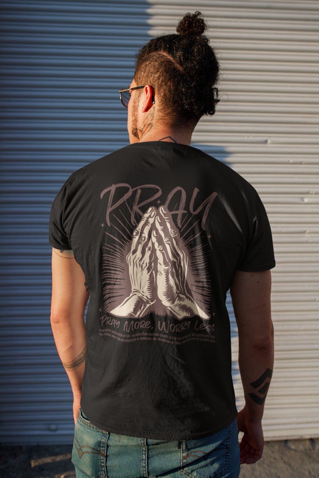 T-Shirt "Pray-Design-Template"